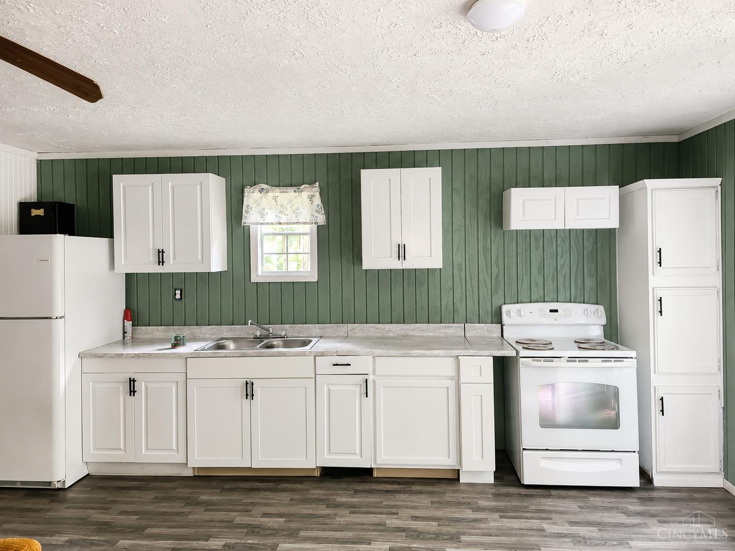 528 Thomas Brown Road Winchester, OH 45697 - Photo 2 of 6