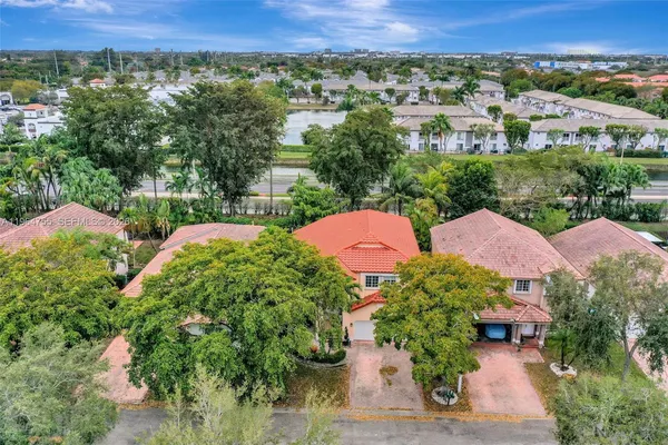 $7,000 | 10880 Northwest 58th Terrace, Doral, FL 33178