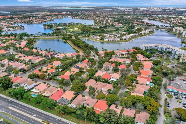 $7,000 | 10880 Northwest 58th Terrace, Doral, FL 33178