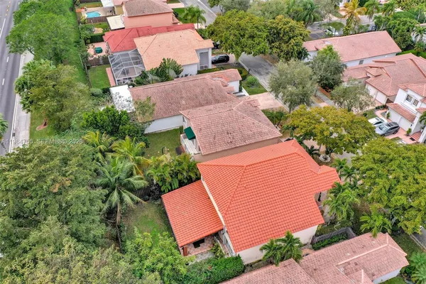 $7,000 | 10880 Northwest 58th Terrace, Doral, FL 33178