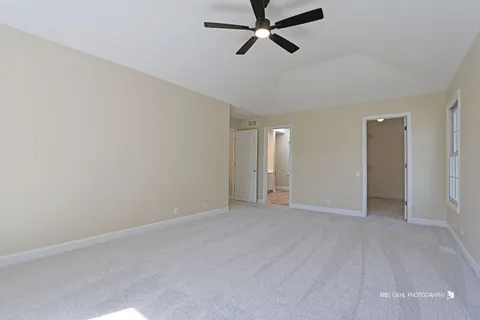 $499,000 | 1096 Chesapeake Boulevard, Grayslake, IL 60030