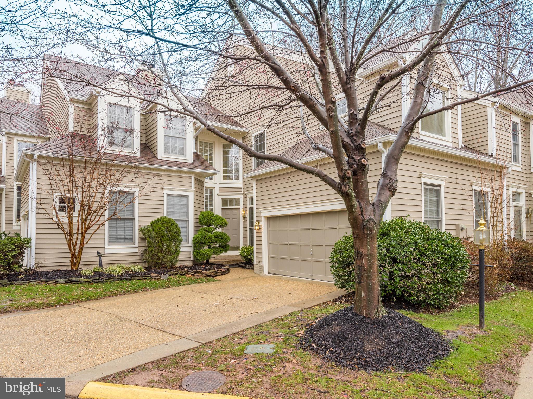 11442 Hollow Timber Court Reston, VA 20194 - Photo 1 of 29 This community is made up of "Z" Townhomes