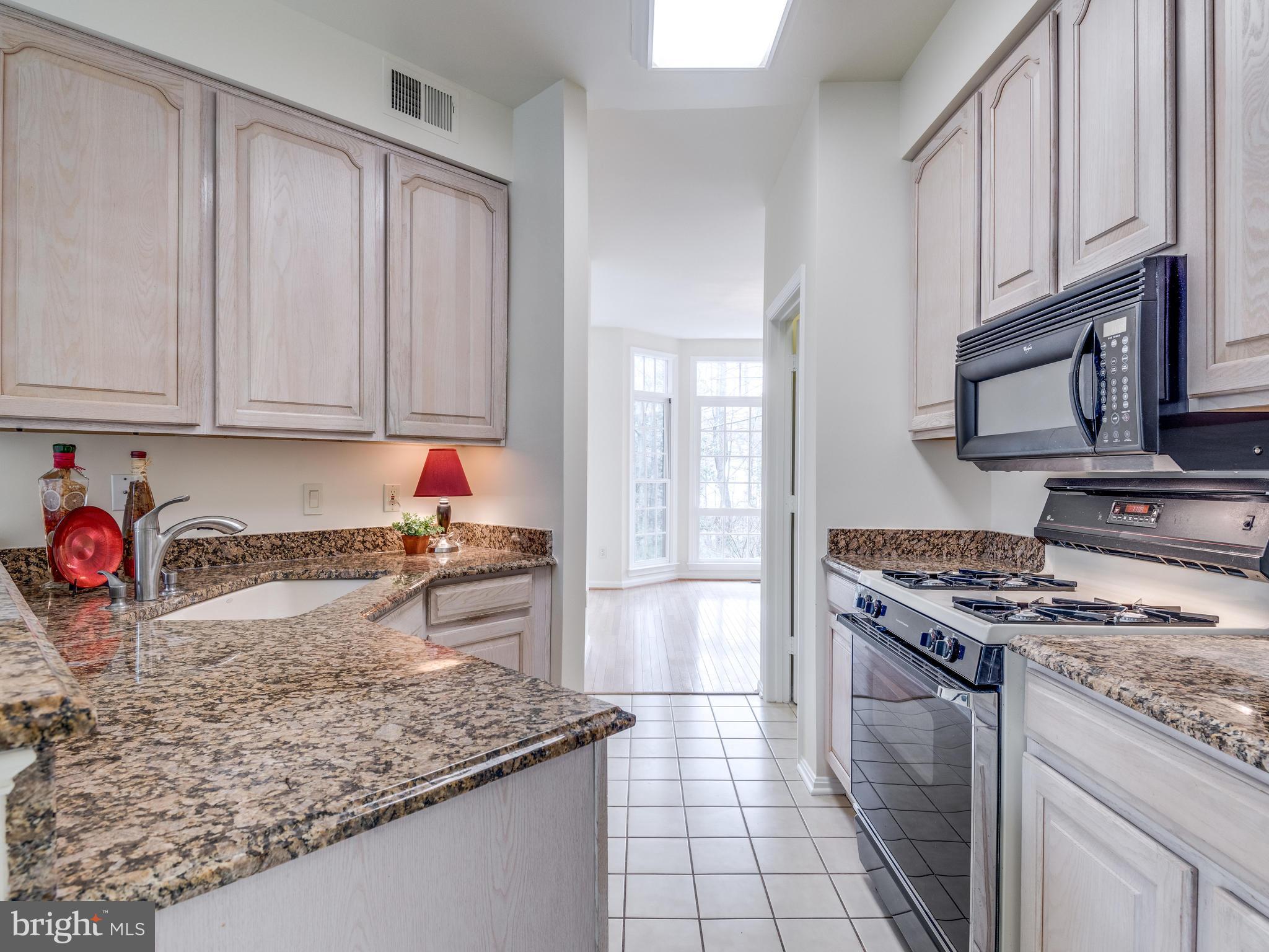 11442 Hollow Timber Court Reston, VA 20194 - Photo 13 of 29 Kitchen with Granite counter tops