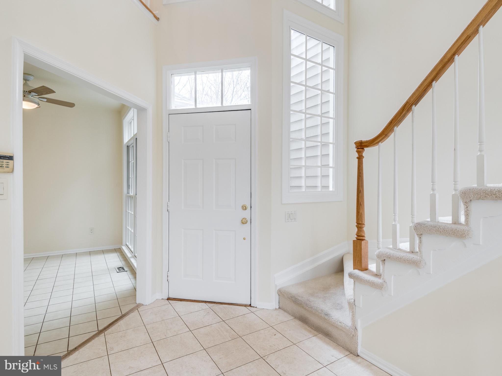 11442 Hollow Timber Court Reston, VA 20194 - Photo 3 of 29 Slate tile foyer entry