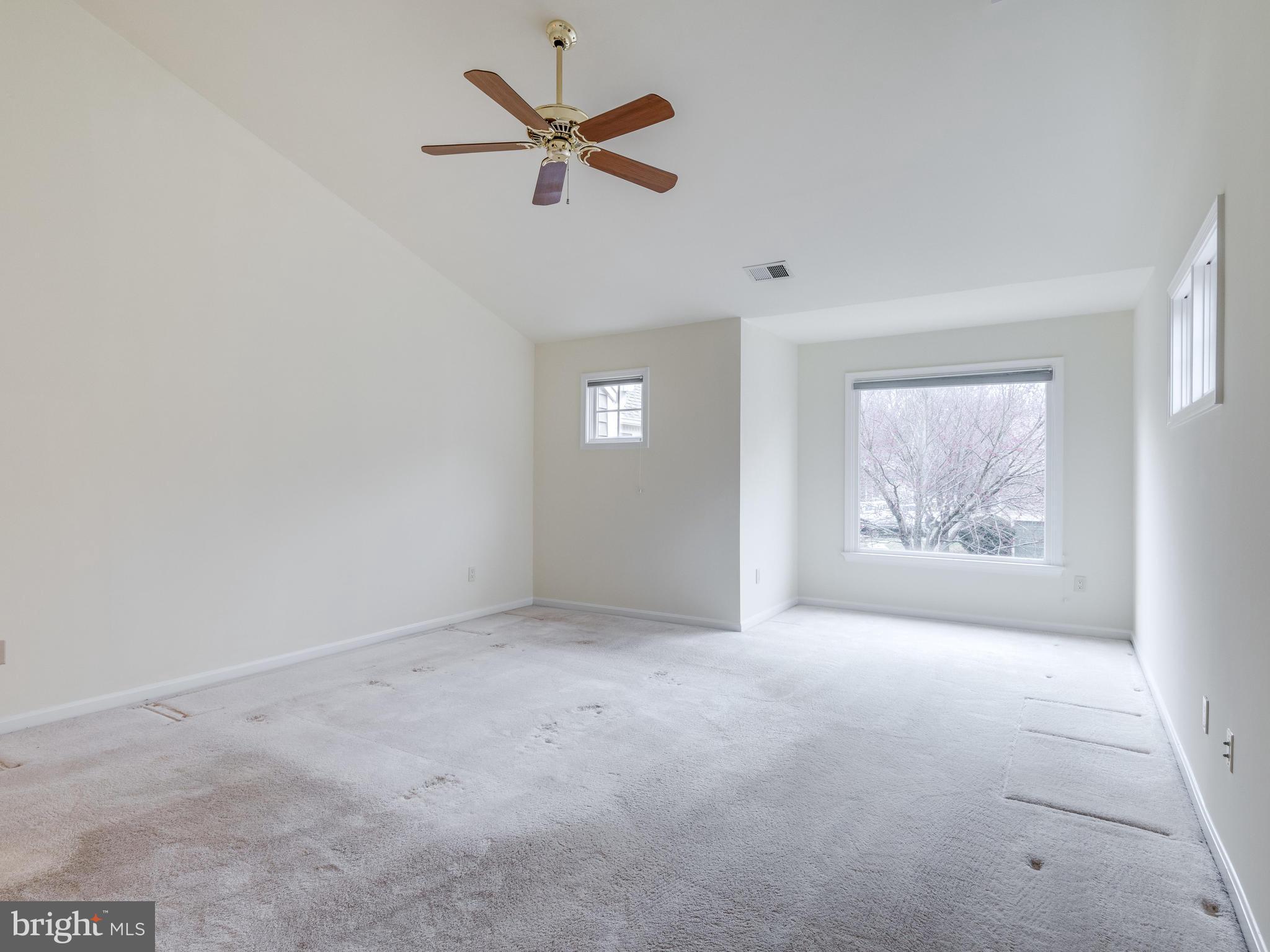 11442 Hollow Timber Court Reston, VA 20194 - Photo 22 of 29 Spacious Master