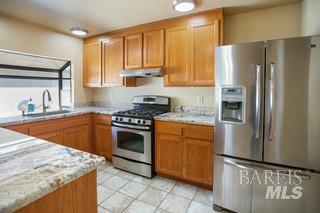 2505 Copperfield Drive Santa Rosa, CA 95401 - Photo 7 of 73