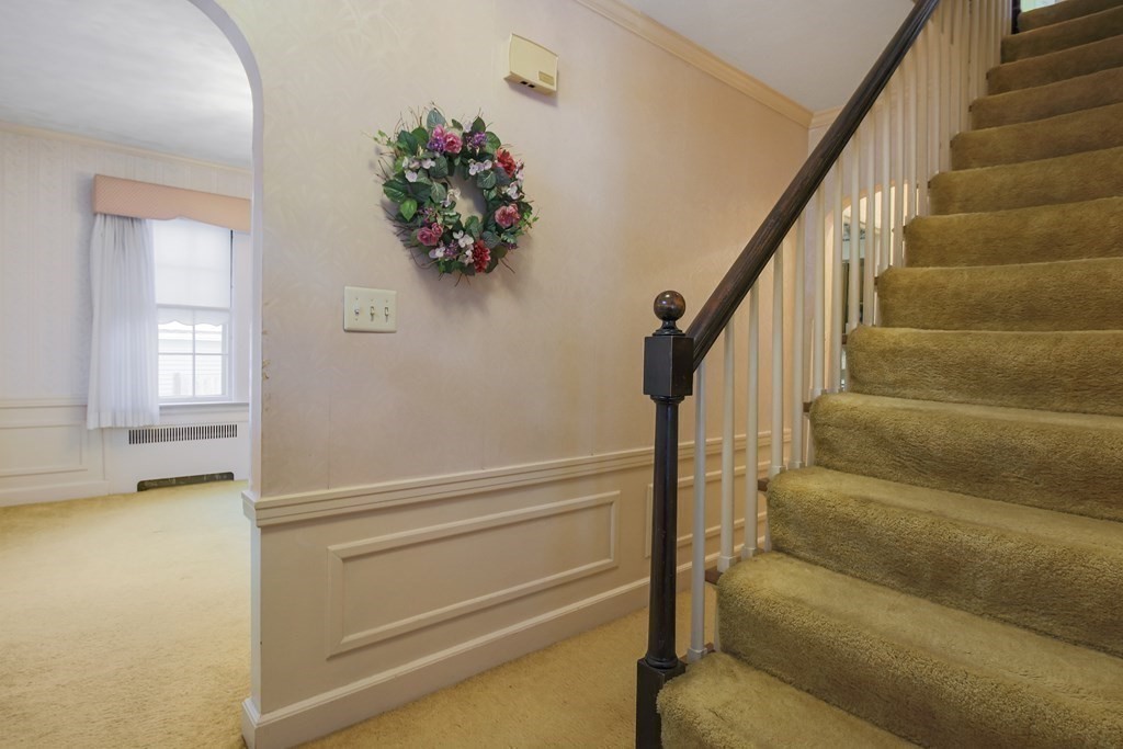 27 St Elmo Road Worcester, MA 01602 - Photo 15 of 34