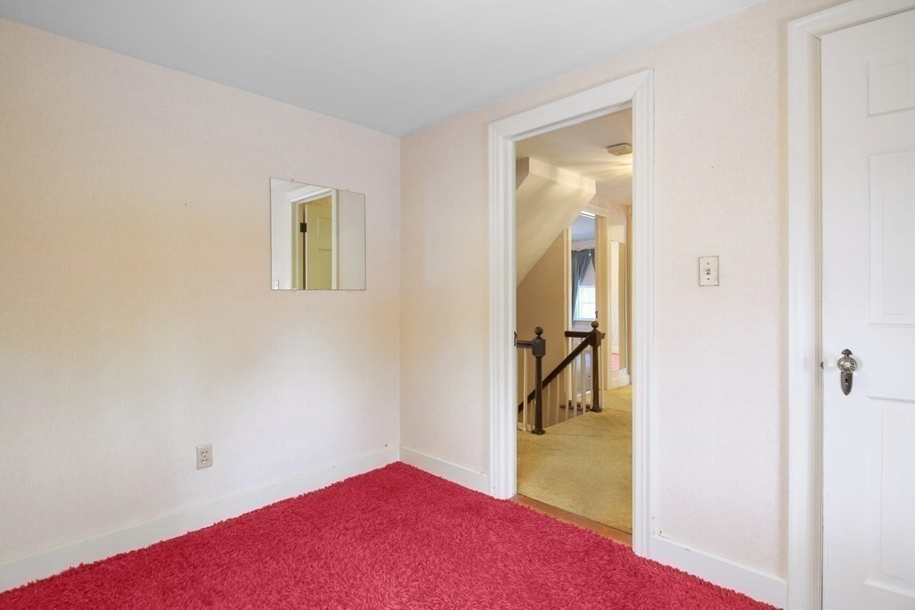 27 St Elmo Road Worcester, MA 01602 - Photo 19 of 34