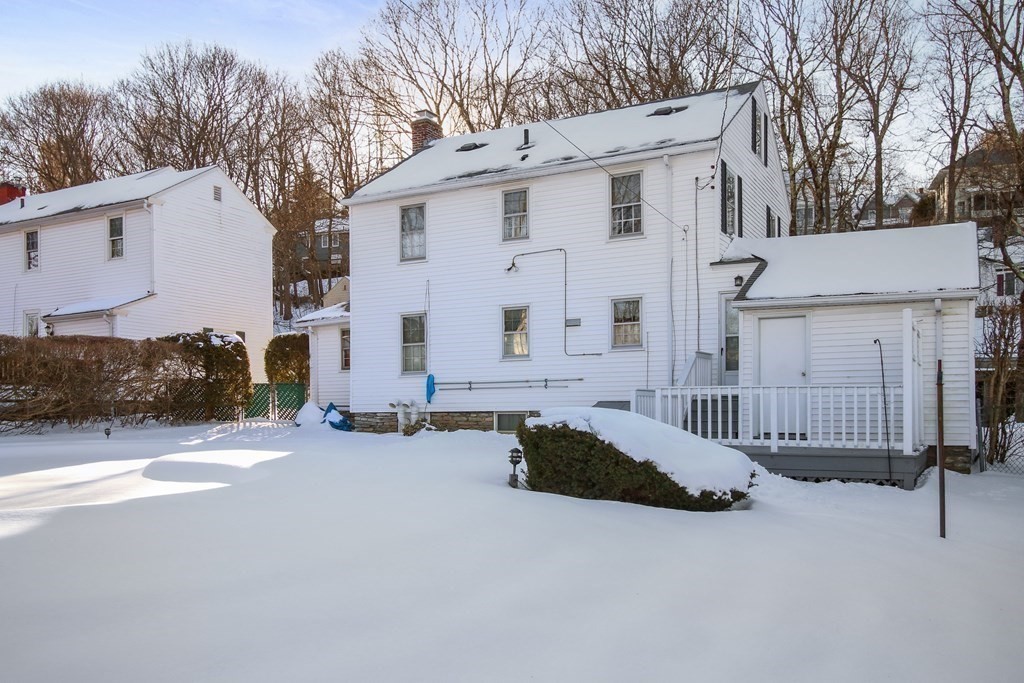 27 St Elmo Road Worcester, MA 01602 - Photo 31 of 34