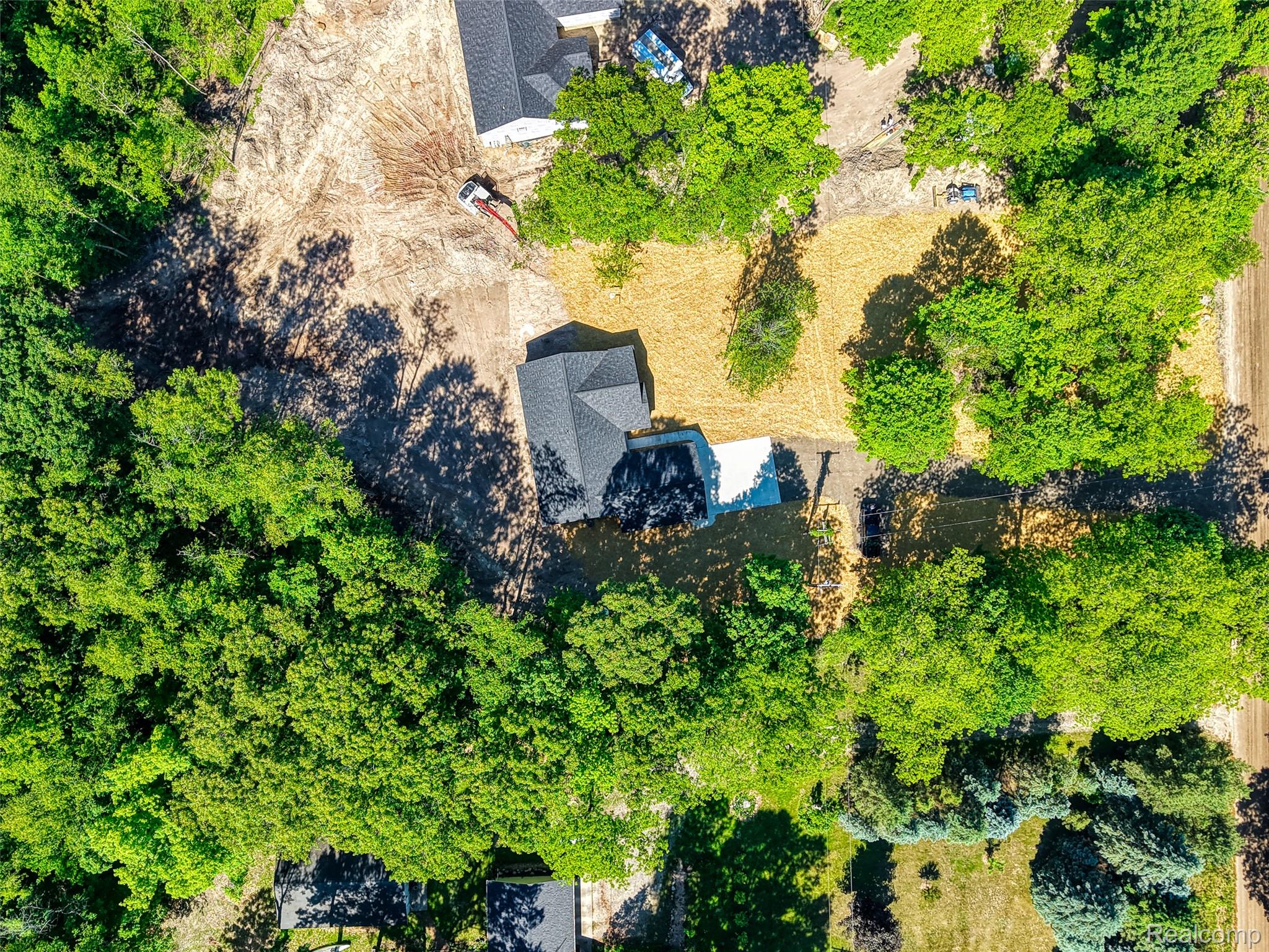 10551 West Allen Road Fowlerville, MI 48836 - Photo 31 of 34 DJI_20260603110725_0452_D_9.jpg