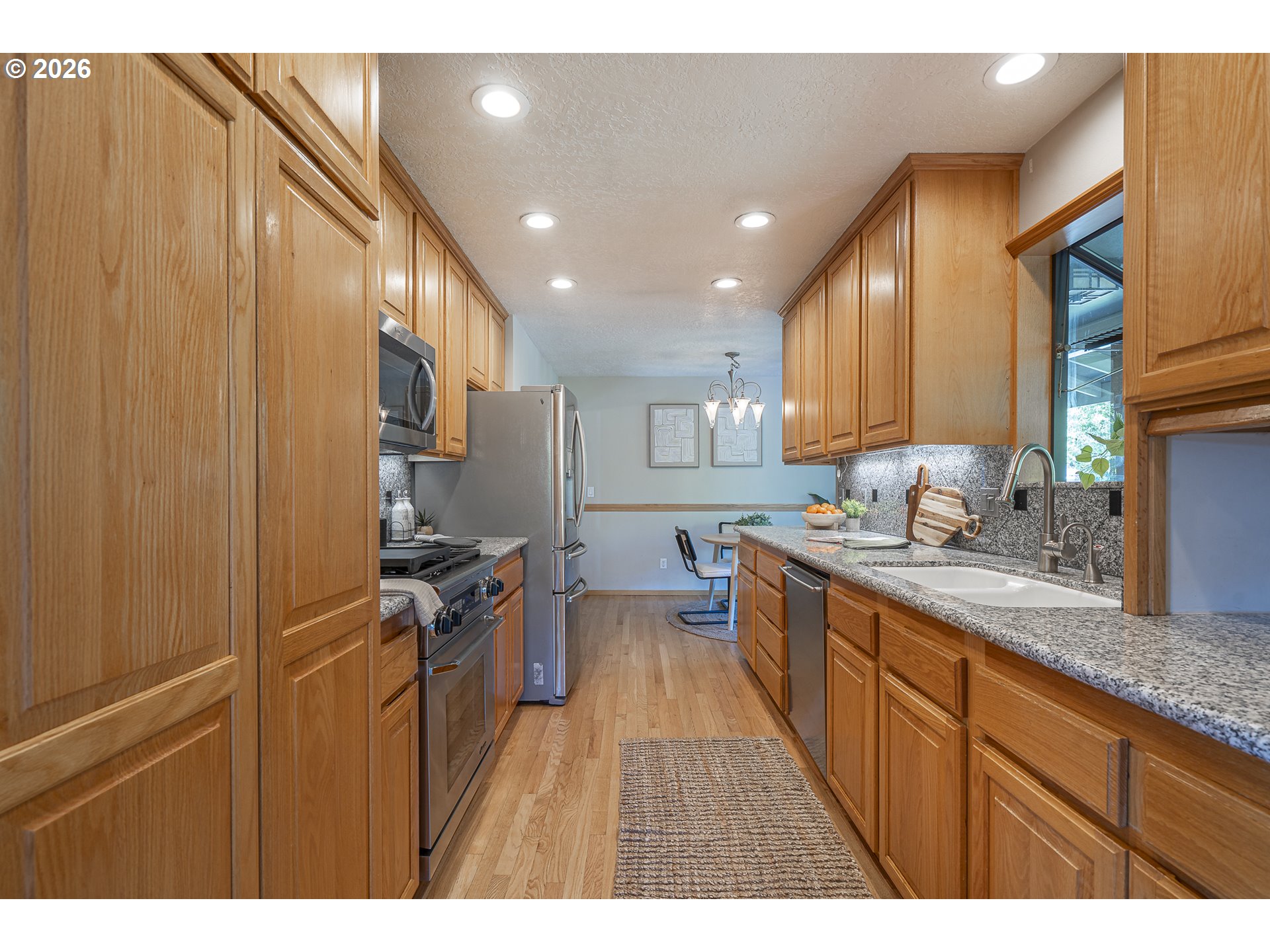 10195 Southwest Kable Street Portland, OR 97224 - Photo 14 of 48