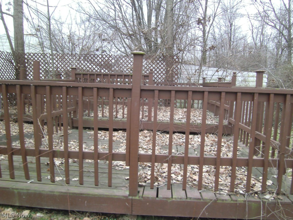 1972 Rookwood Road Cleveland, OH 44112 - Photo 3 of 10