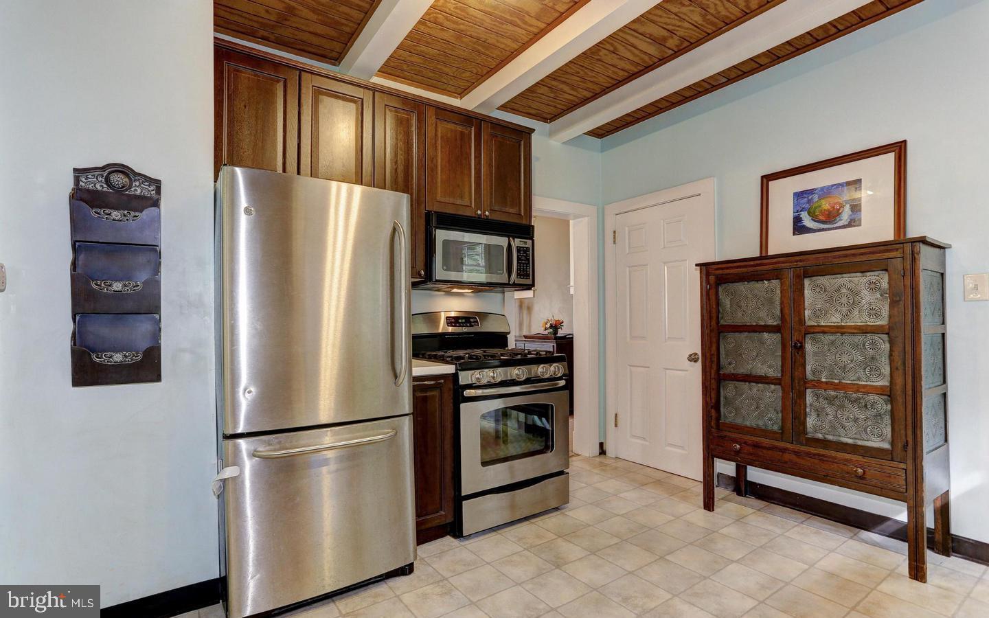 710 Cedarcroft Road Baltimore, MD 21212 - Photo 11 of 19
