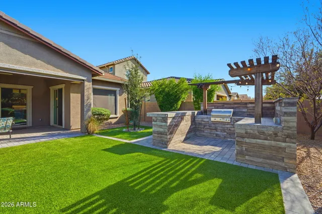 $865,000 | 4308 South RedCliffe Drive, Gilbert, AZ 85297