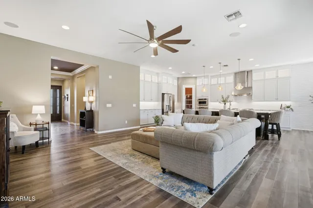 $865,000 | 4308 South RedCliffe Drive, Gilbert, AZ 85297