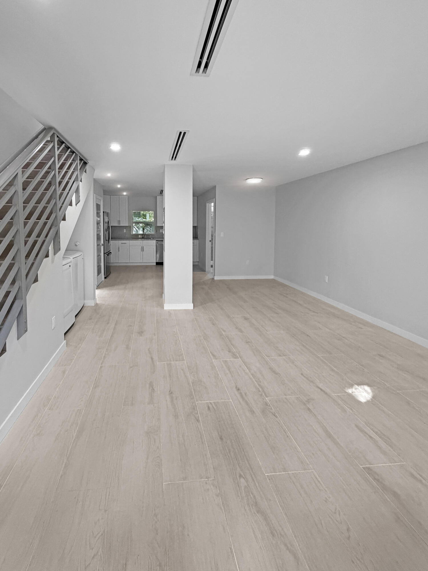 203 Antigua Road Tavernier, FL 33070 - Photo 6 of 19 Main Living, 1st FL