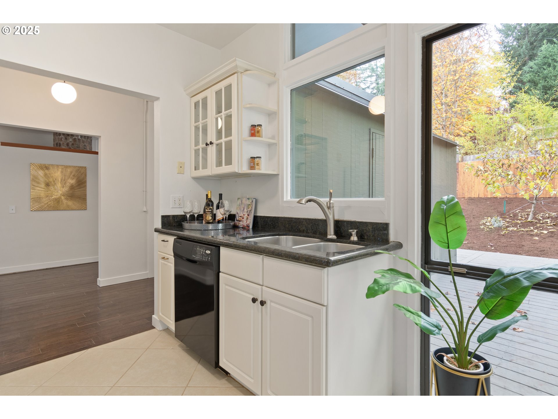 3820 Watkins Lane Eugene, OR 97405 - Photo 23 of 48 a kitchen with a sink and a stove