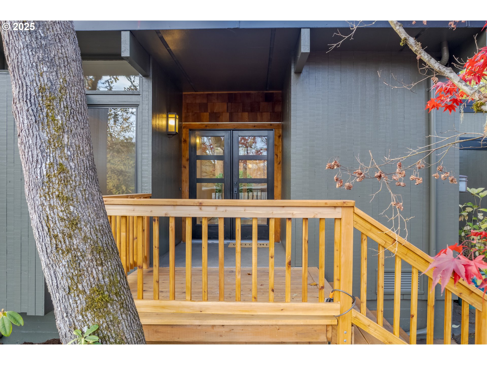 3820 Watkins Lane Eugene, OR 97405 - Photo 40 of 48 a view of entryway with a front door
