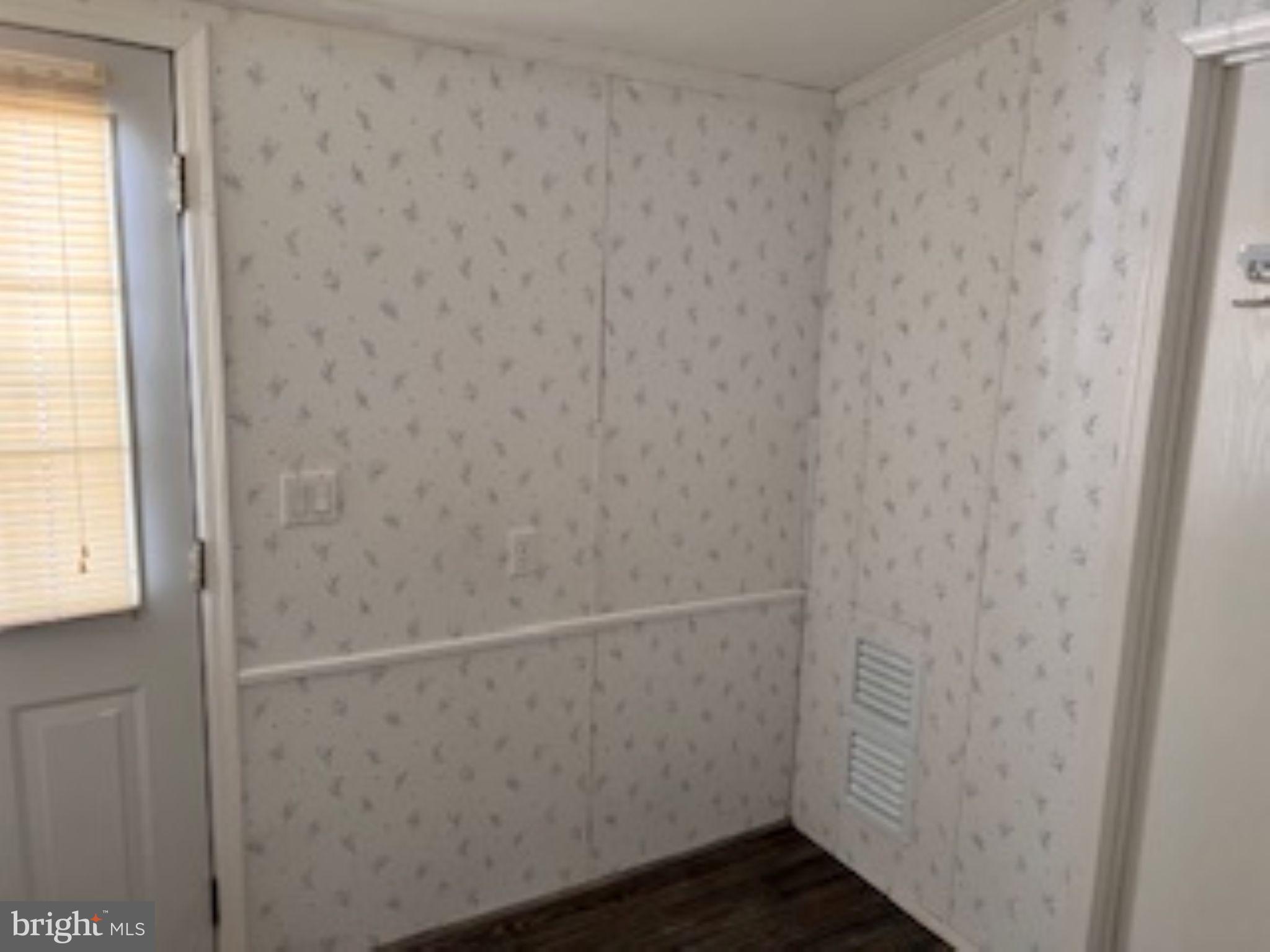 239 Tony Circle Mantua, NJ 08051 - Photo 25 of 29 Area for computer/office in Laundry room