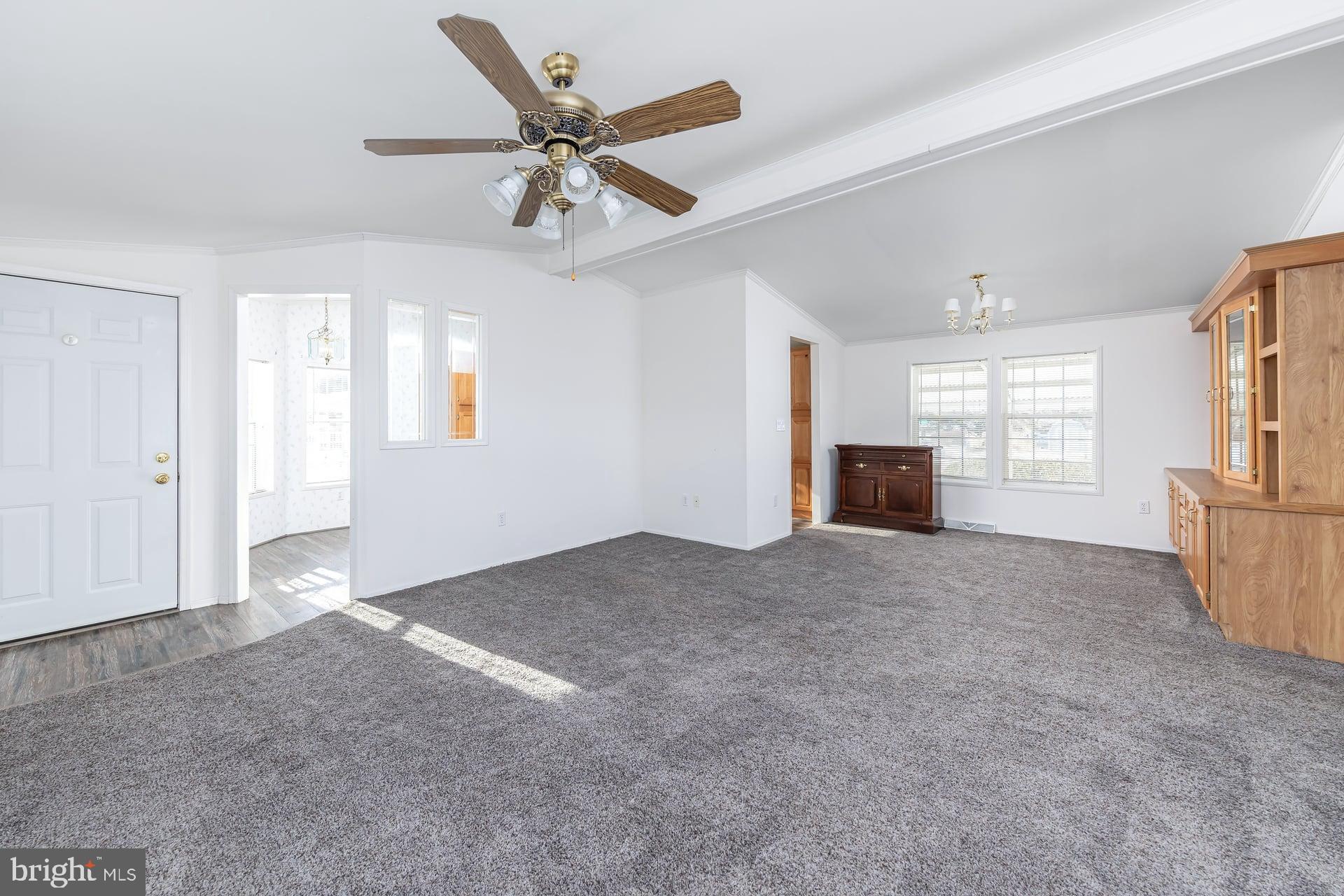 239 Tony Circle Mantua, NJ 08051 - Photo 6 of 24 Living room