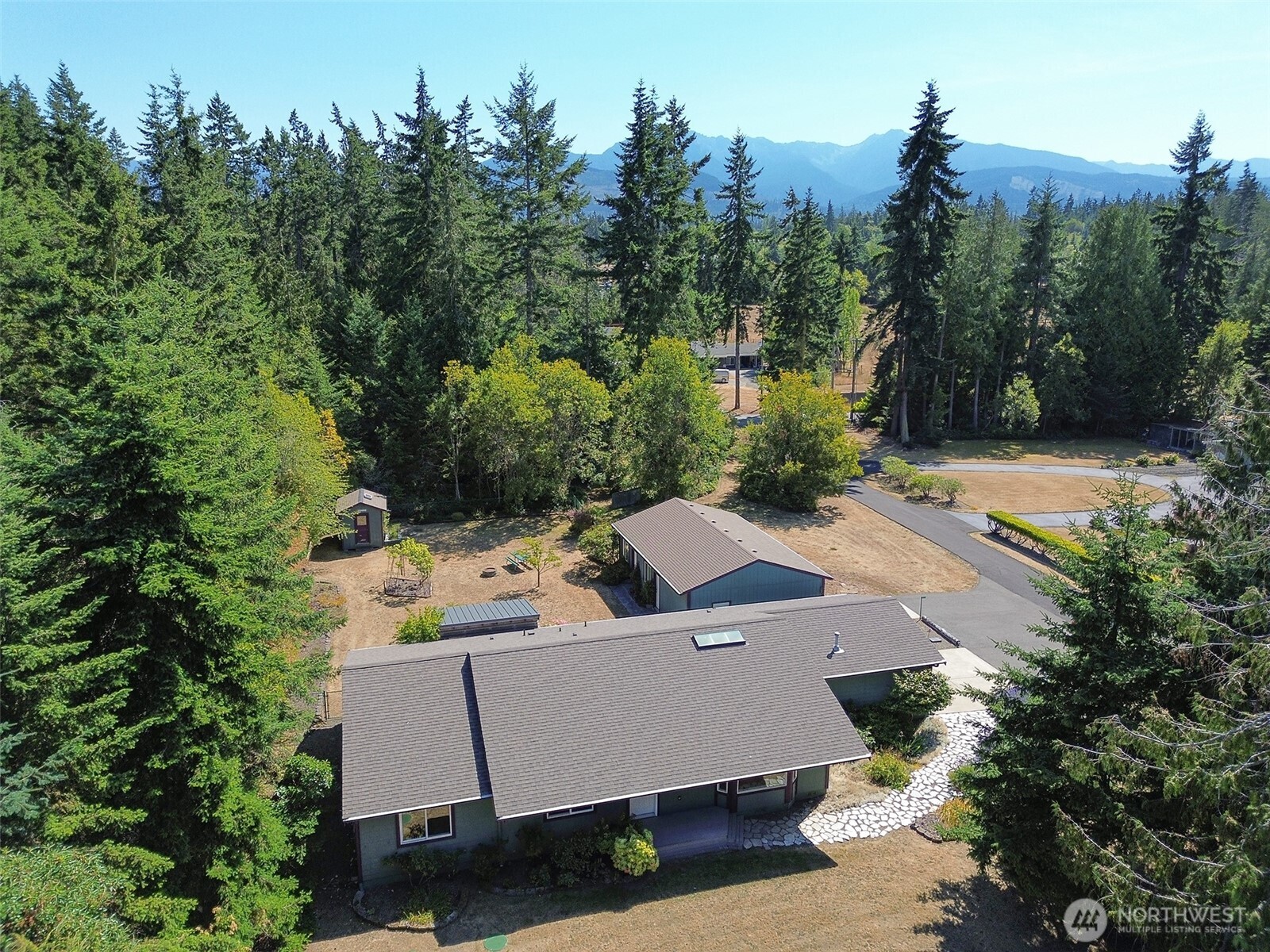 3331 East Masters Road Port Angeles, WA 98362 - Photo 6 of 39 Gallery Image 6