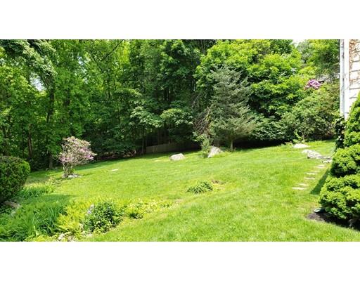 39 Simmons Road Hingham, MA 02043 - Photo 3 of 6 Gallery Image 3
