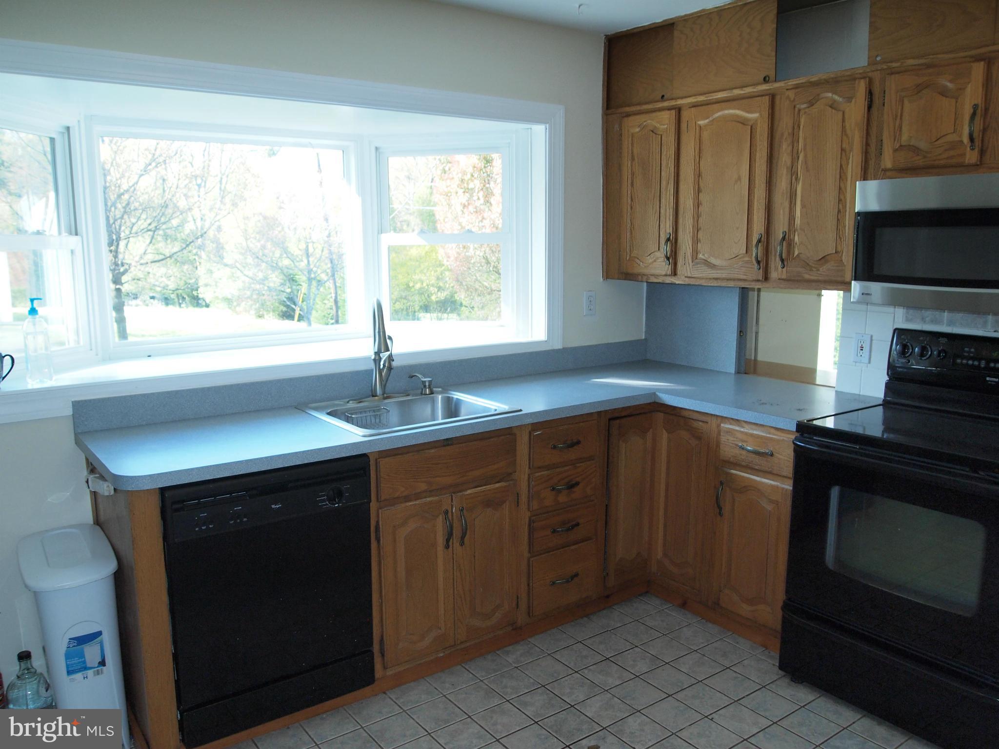 717 Tanley Road Silver Spring, MD 20904 - Photo 4 of 11 Kitchen