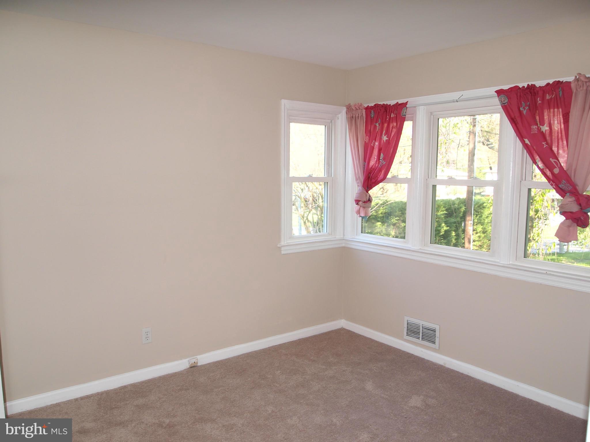 717 Tanley Road Silver Spring, MD 20904 - Photo 6 of 11 Bath (Master)
