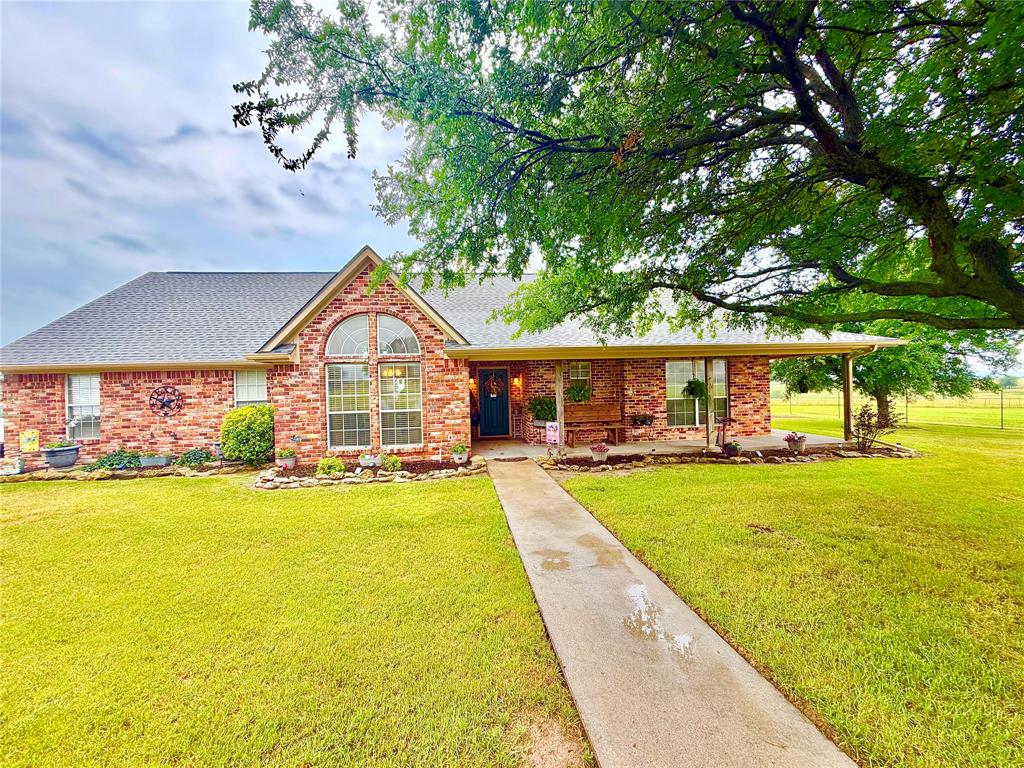 14717 Burns Branch Road Krum, TX 76249 - Photo 3 of 40