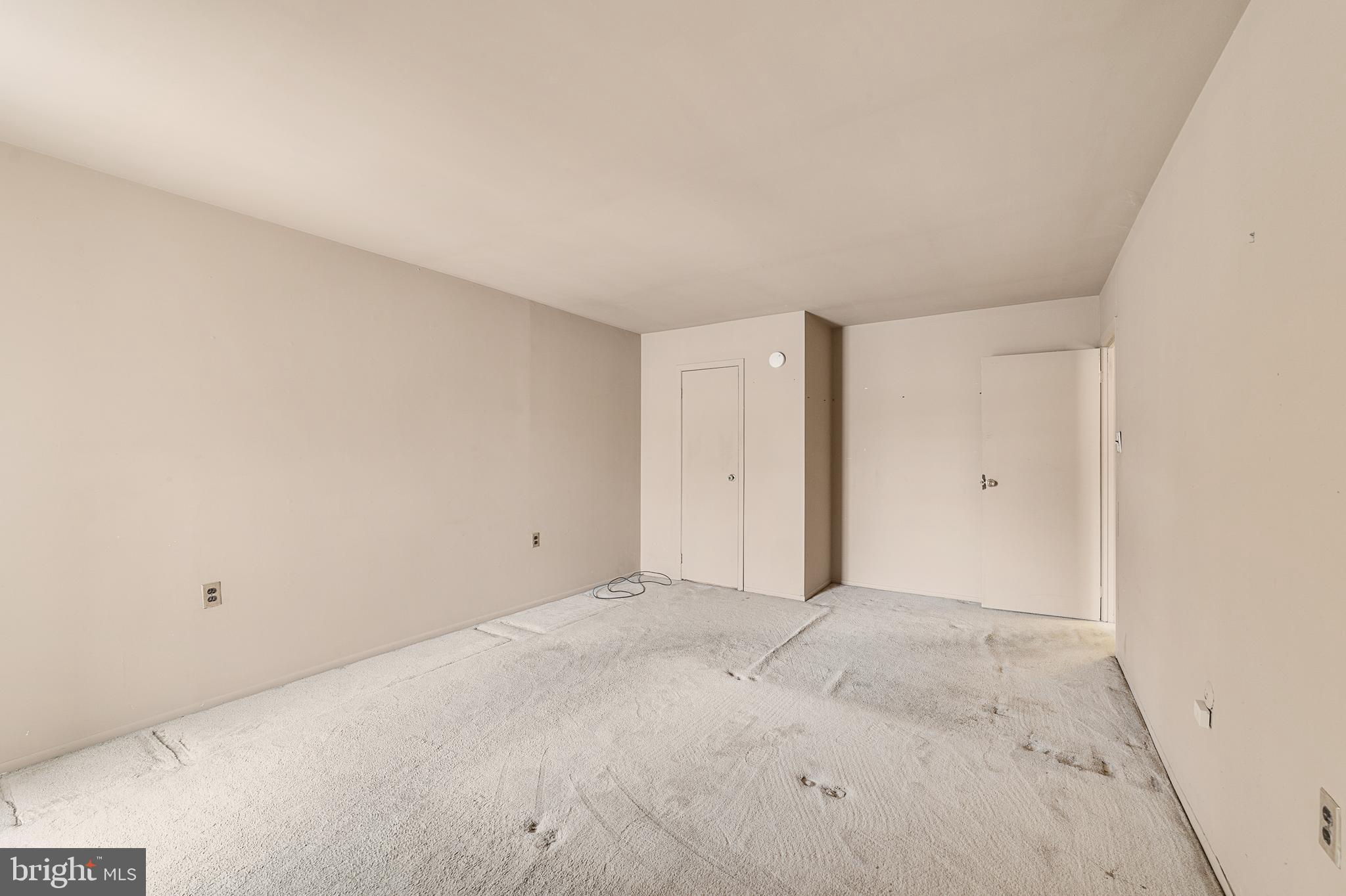 803 Timber Creek Road Clementon, NJ 08021 - Photo 14 of 26 a view of an empty room