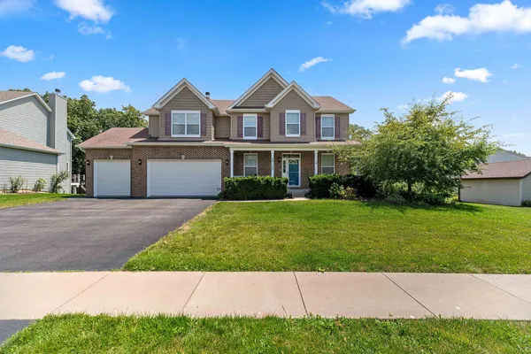 $505,000 | 26105 West Ravine Woods Drive, Channahon, IL 60410