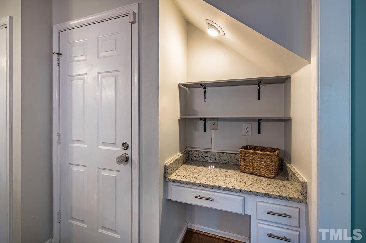 5412 Fairbridge Road Raleigh, NC 27613 - Photo 13 of 25