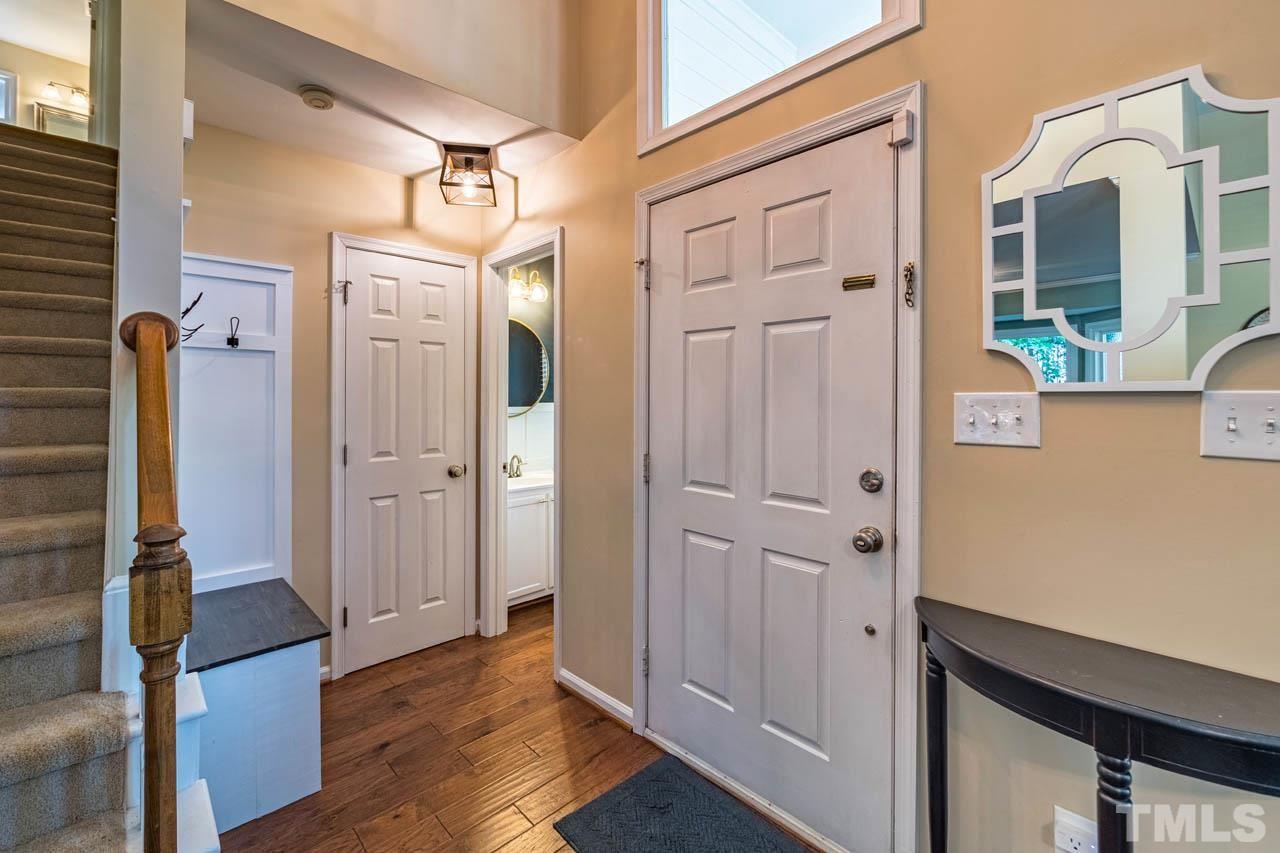 5412 Fairbridge Road Raleigh, NC 27613 - Photo 3 of 25