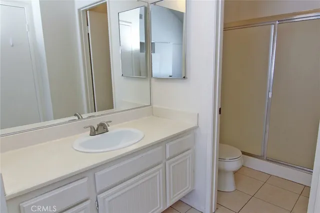 $445,000 | 26867 Claudette Street, Unit 118, Canyon Country, CA 91351