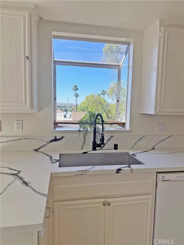 $445,000 | 26867 Claudette Street, Unit 118, Canyon Country, CA 91351