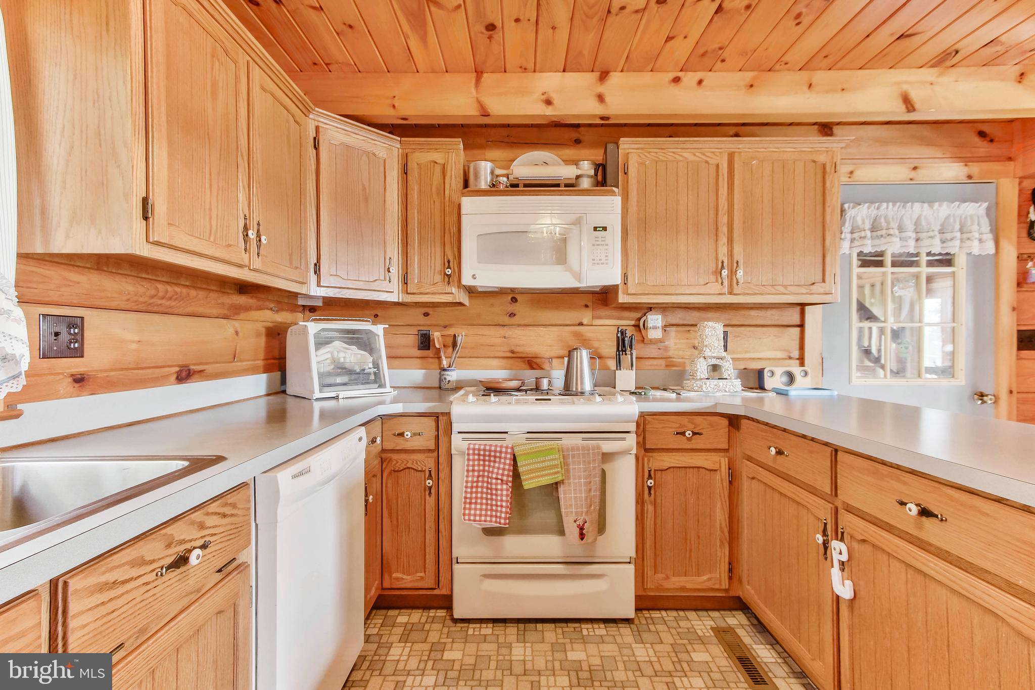 3361 Days Mill Road York, PA 17408 - Photo 8 of 32 Gallery Image 8