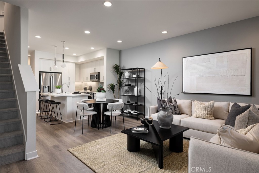 139 South Iris El Cajon, CA 92019 - Photo 6 of 19