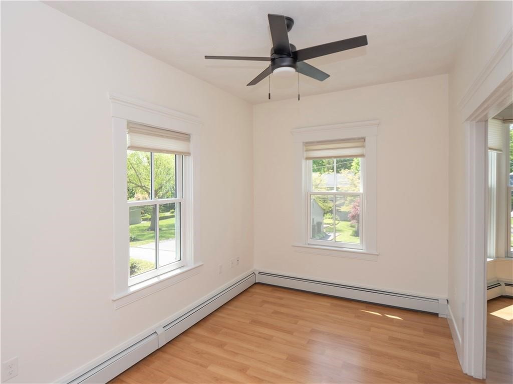 7 Howe Street Bristol, RI 02809 - Photo 11 of 30