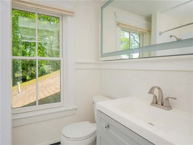 $2,300 | 7 Howe Street, Bristol, RI 02809