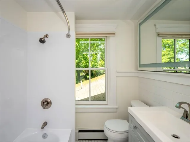 $2,300 | 7 Howe Street, Bristol, RI 02809