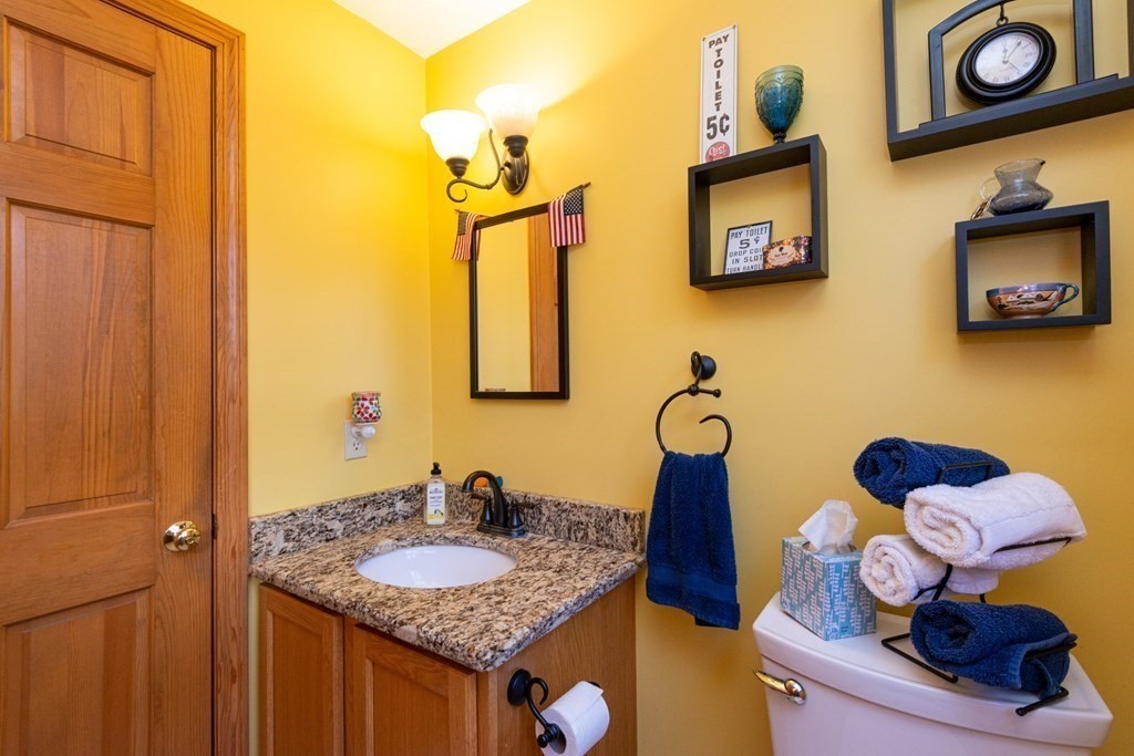 11 Marion Road Billerica, MA 01862 - Photo 3 of 22 Gallery Image 3