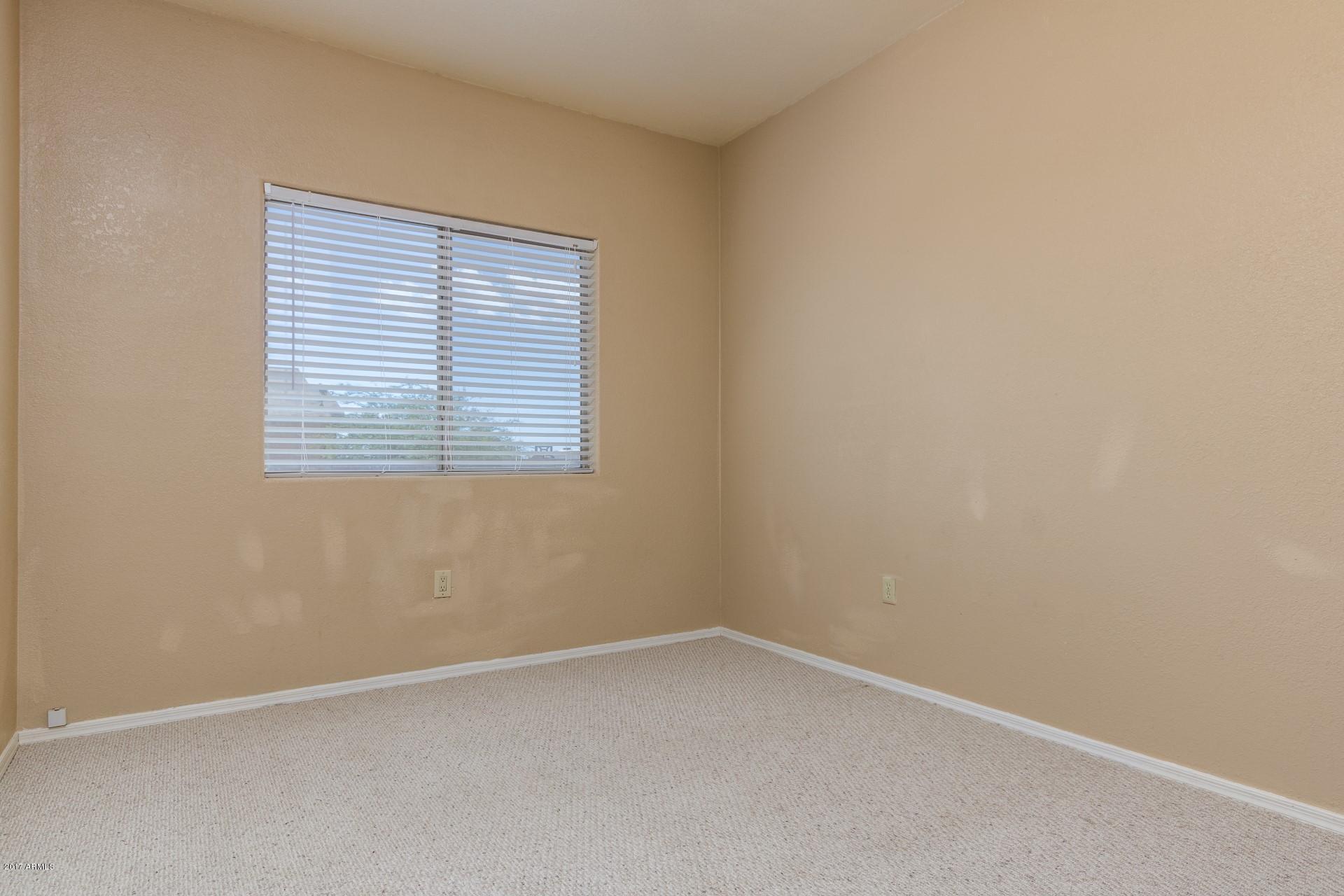 23027 West Montgomery Road Wittmann, AZ 85361 - Photo 11 of 29 0011-Montgomery (12)