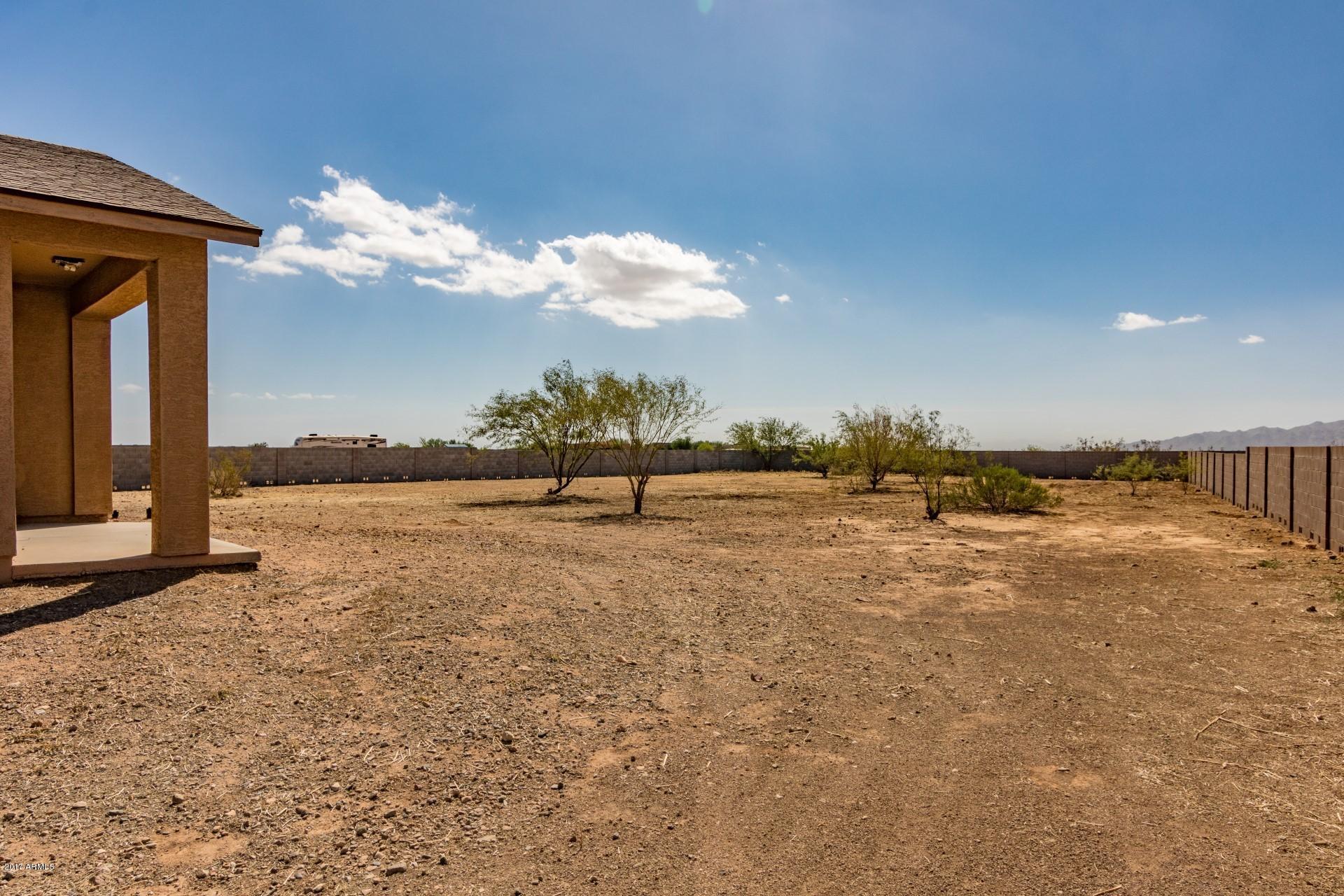 23027 West Montgomery Road Wittmann, AZ 85361 - Photo 19 of 29 0019-Montgomery (4)