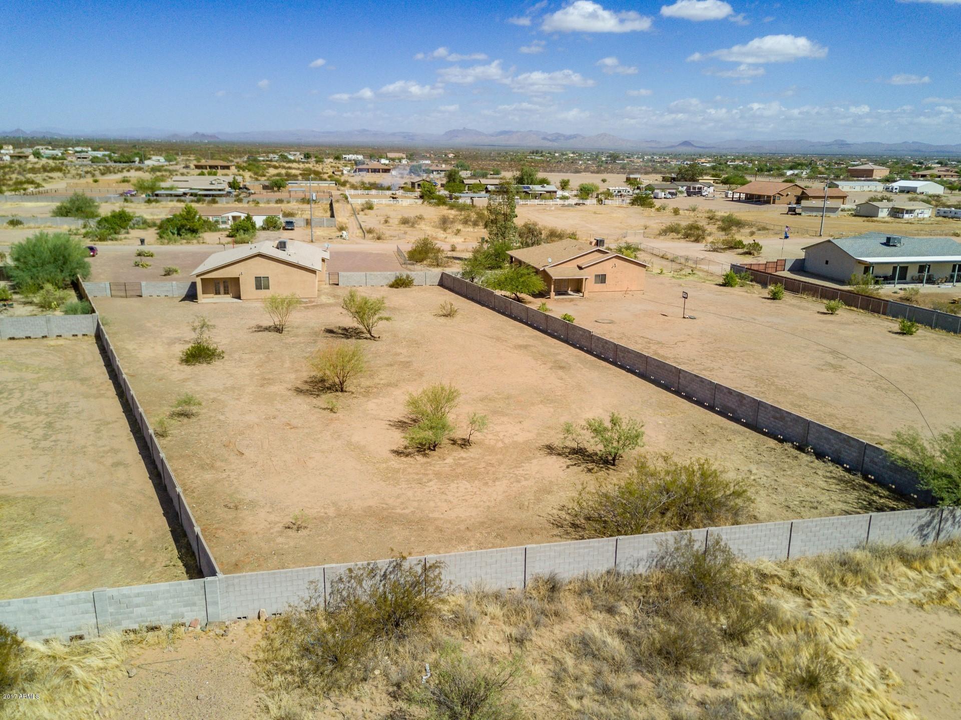 23027 West Montgomery Road Wittmann, AZ 85361 - Photo 27 of 29 0027-Montgomery DRONE (6)