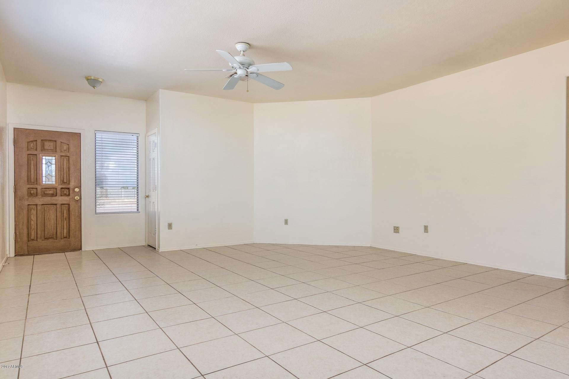23027 West Montgomery Road Wittmann, AZ 85361 - Photo 6 of 29 0006-Montgomery (7)