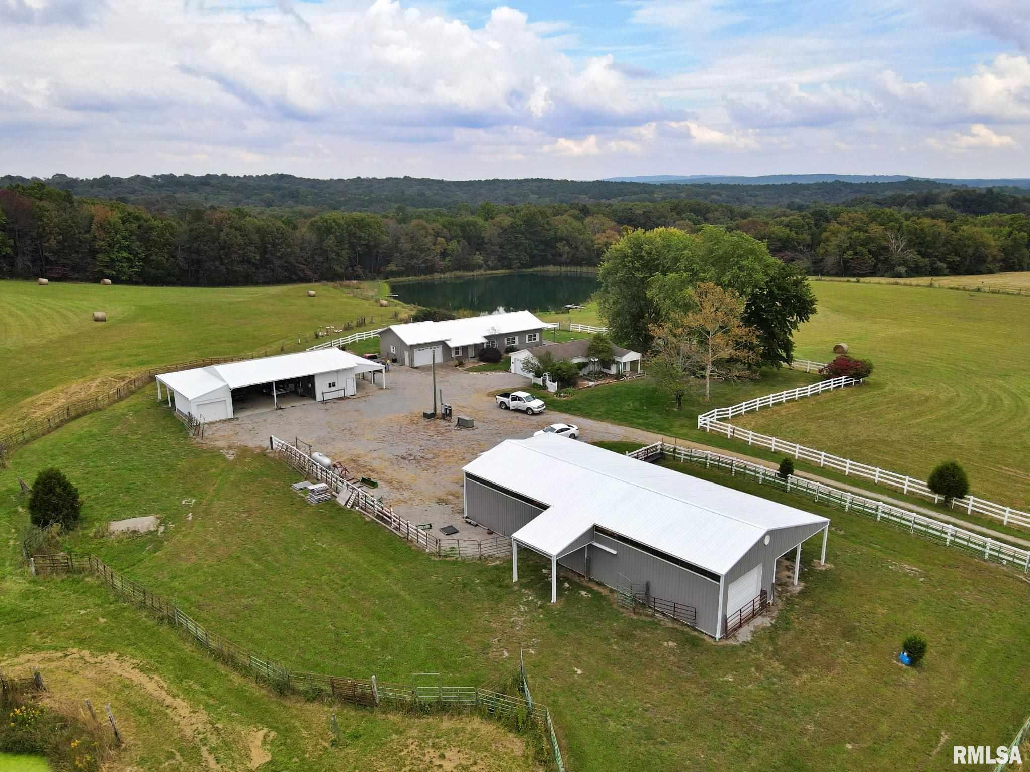 13 Bowed Tree Road Stonefort, IL 62987 - Photo 1 of 49 Gallery Image 1