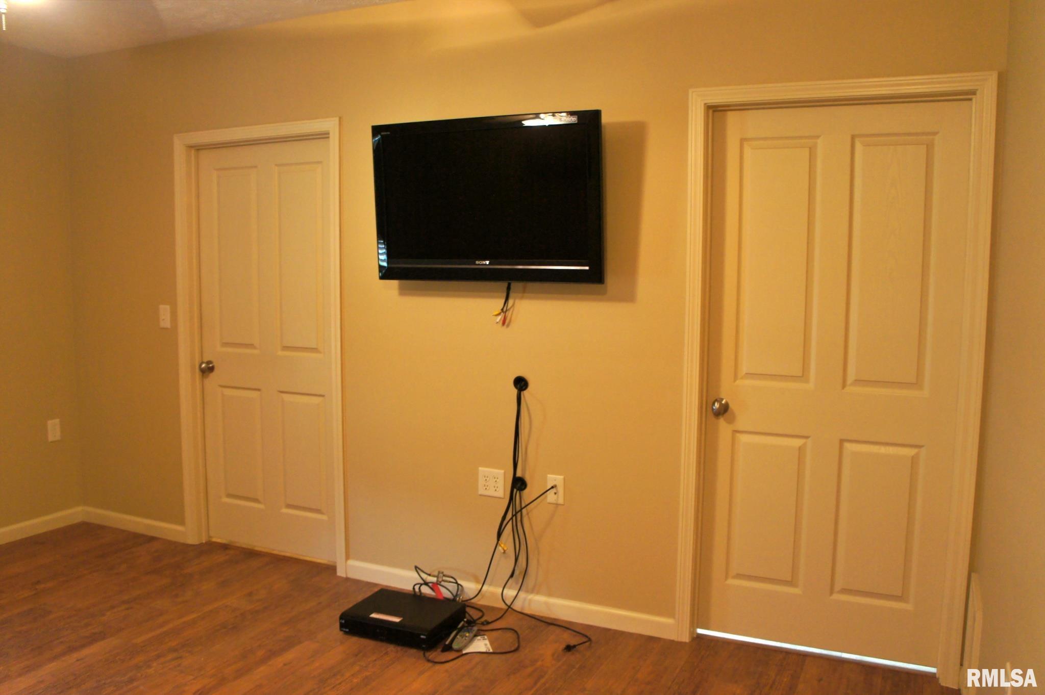 13 Bowed Tree Road Stonefort, IL 62987 - Photo 15 of 49 Gallery Image 15