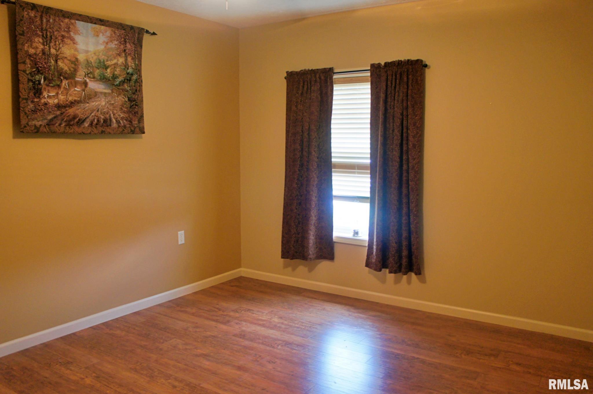 13 Bowed Tree Road Stonefort, IL 62987 - Photo 16 of 49 Gallery Image 16