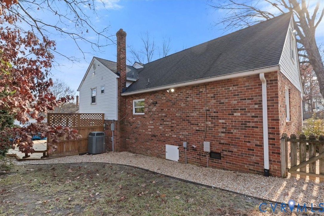 2502 Landon Road Richmond, VA 23294 - Photo 25 of 26 a front view of a house with parking area