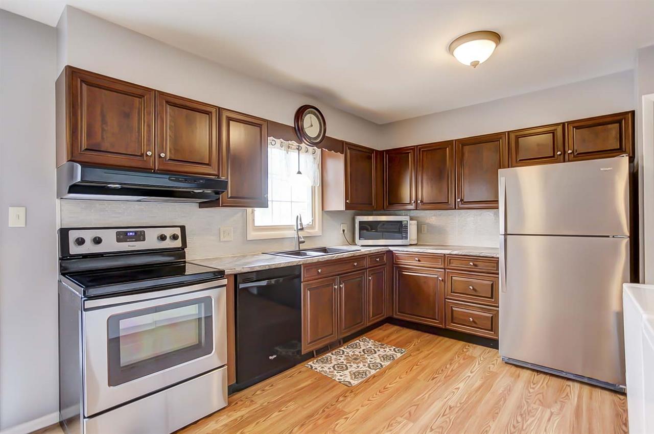10619 Wheelock Road Fort Wayne, IN 46835 - Photo 10 of 35
